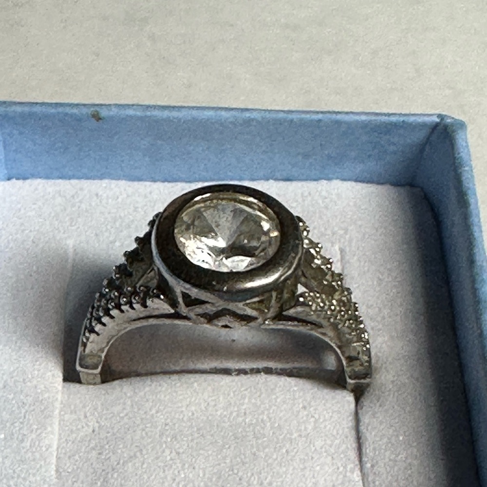 Silver Crystal Stone Women's Ring - Sz 5.5